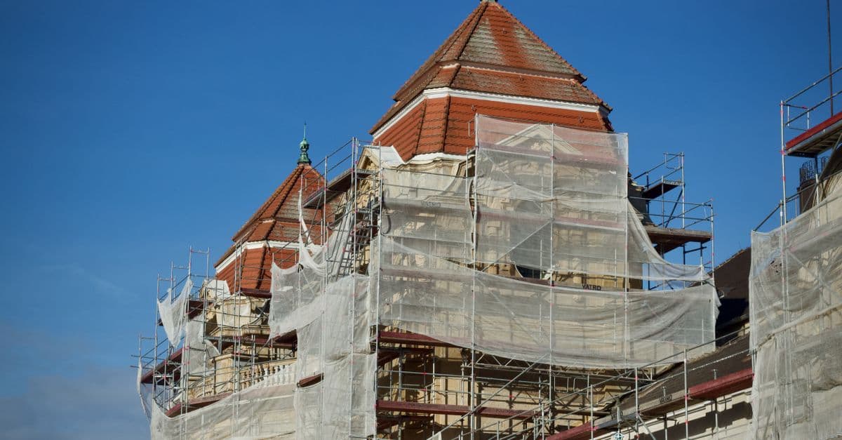 Temporary roofing